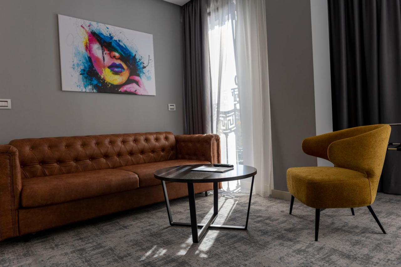 H41 Luxury Suites Belgrade Exterior photo