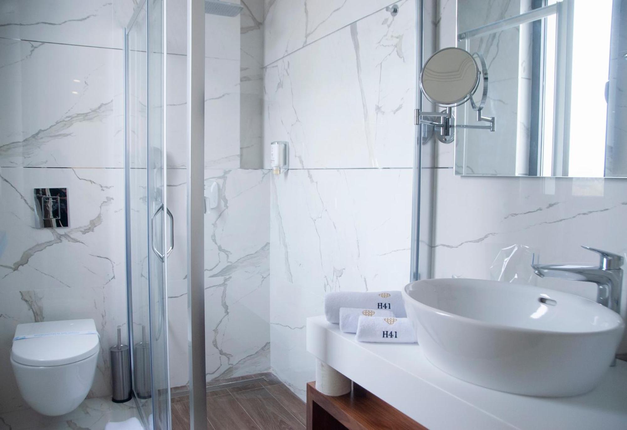 H41 Luxury Suites Belgrade Exterior photo